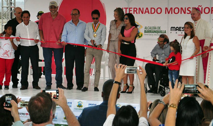 El cantante Marc Anthony inaugura orfanato en Barranquilla