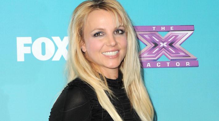 Britney Spears no seguirá como jurado en ‘The X Factor’