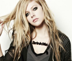 Avril Lavigne ya tiene listo su quinta producción discográfica