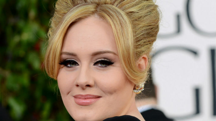Adele trabaja con Phil Collins en su nueva producción musical