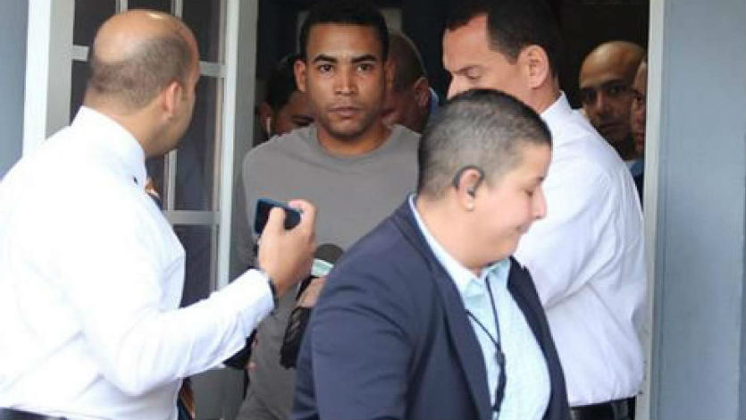 Detienen a Don Omar por violencia contra su pareja en Puerto Rico