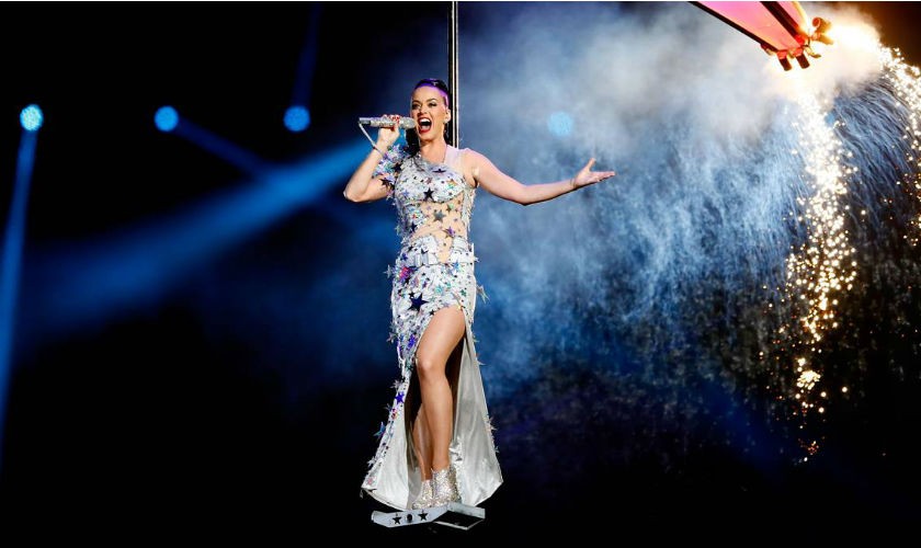 Revive la presentación de Katy Perry en el Super Bowl 2015
