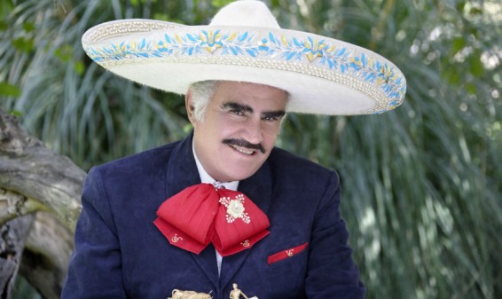 Vicente Fernández fue dado de alta y se trasladó a su rancho