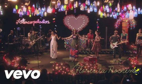 Aterciopelados graba nueva versión de su canción Florecita Rockera