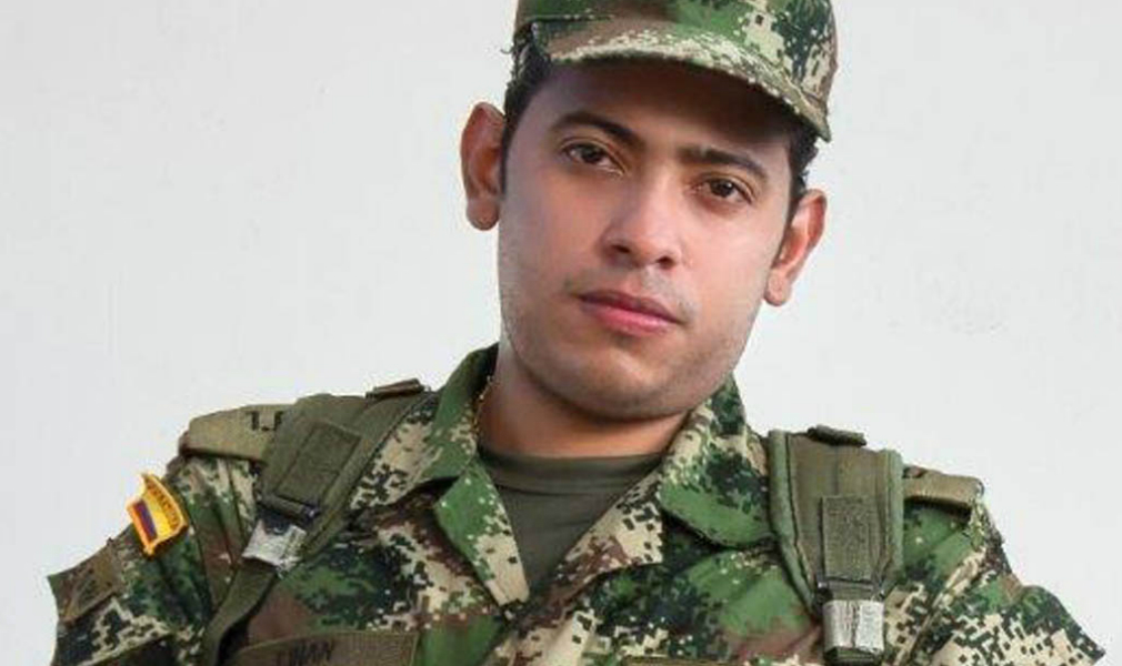 Orlando Liñan es criticado por su actitud en Soldados 1.0