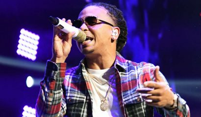 Cantante Ozuna golpea a un hombre en pleno concierto