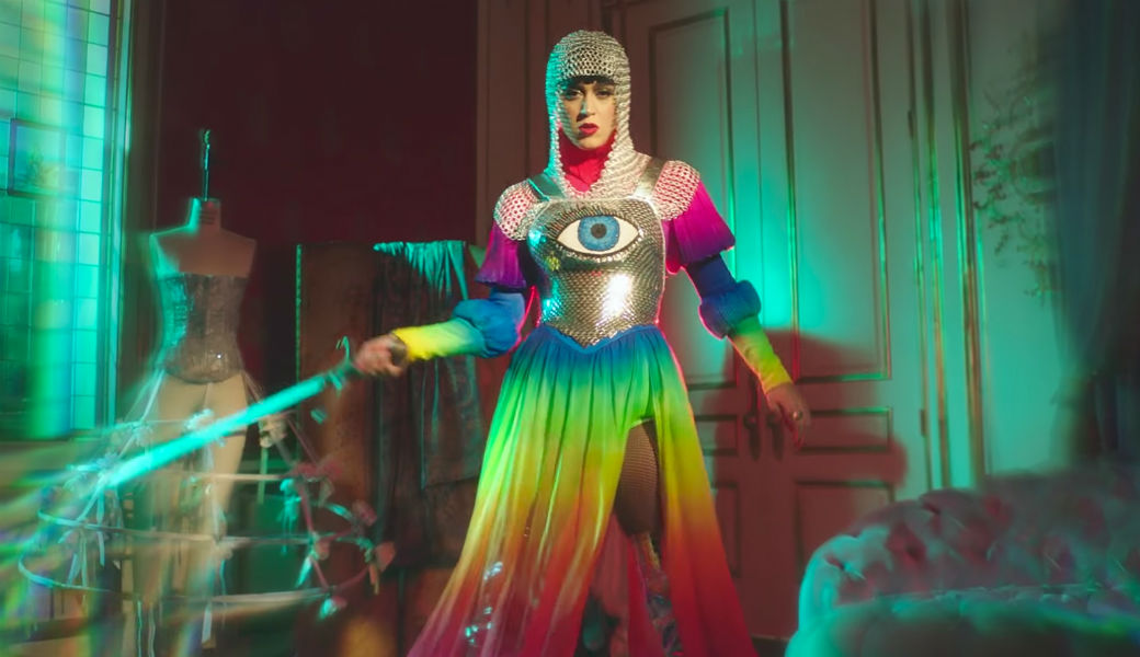 Katy Perry estrena su nuevo video ‘Hey Hey Hey’