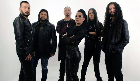 Roxana Restrepo es la nueva voz de la banda Kraken